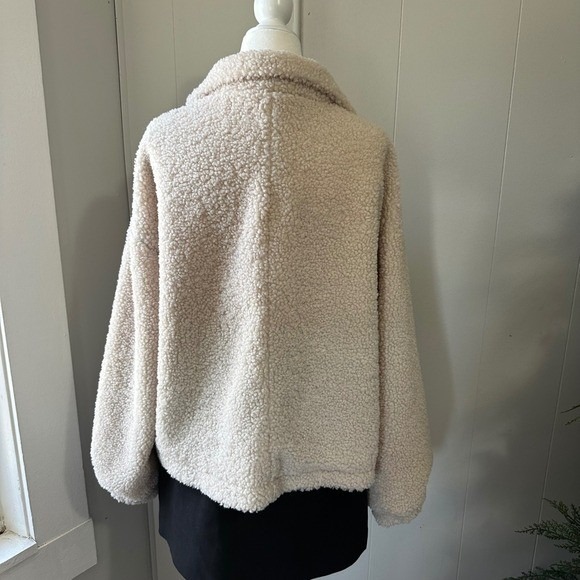 ASOS Desing womens‎ beige cream teddy fleece snap front jacket Sz 6 - Picture 4 of 11